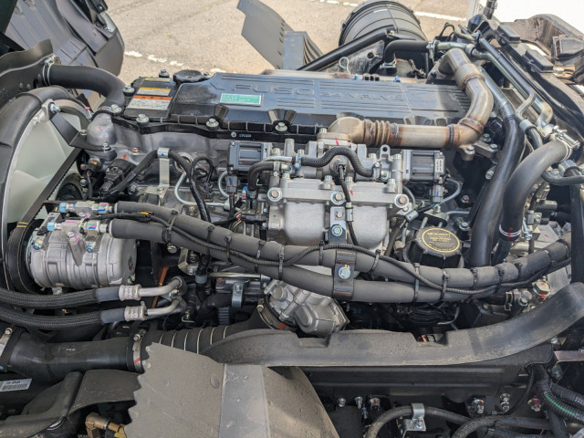 三菱ふそう ファイター 中型 冷蔵冷凍バン 2KG-FK65F(107054) 44枚目