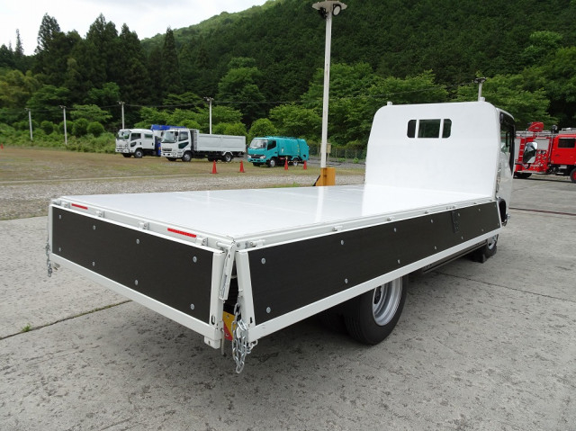 マツダ タイタン 小型 平ボディ 2TG-LKR88C(107056) 2枚目