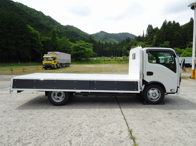 マツダ タイタン 小型 平ボディ 2TG-LKR88C(107056) 15枚目