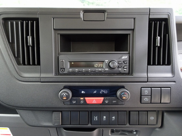 マツダ タイタン 小型 平ボディ 2TG-LKR88C(107056) 36枚目