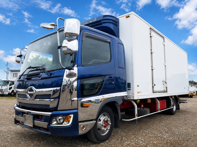 日野 レンジャー 中型 冷蔵冷凍バン 2KG-FD2ABG(109535) 1枚目