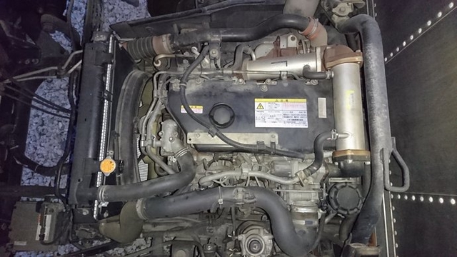 いすゞ フォワード 中型 バン PKG-FRR90S2(2107) 35枚目