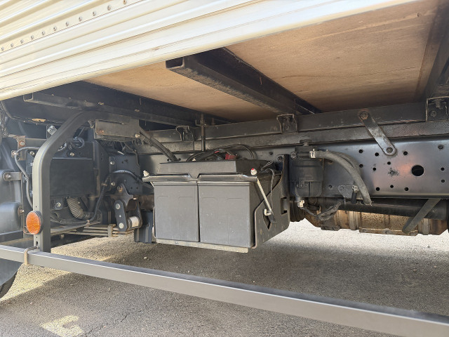 トヨタ ダイナ 小型 バン TPG-XZU712(111856) 10枚目