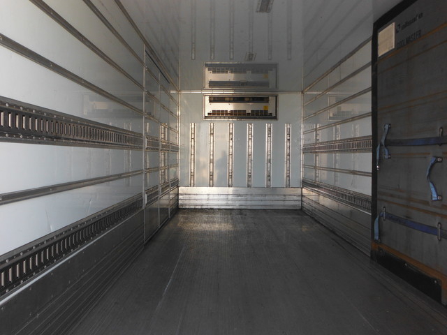 Isuzu forward Middle Freezer box_body TKG-FRR90S2(3436) 12枚目