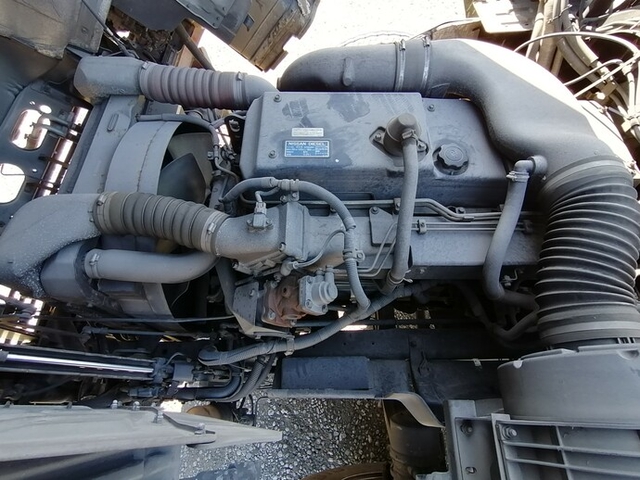 UDトラックス（日産） ビッグサム 大型 トラクタ KL-CK482BAT(5648) 39枚目