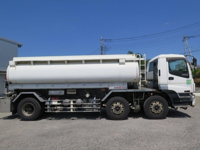 いすゞ ギガ 大型 タンクローリー PDG-CYG77P8(8368) 6枚目