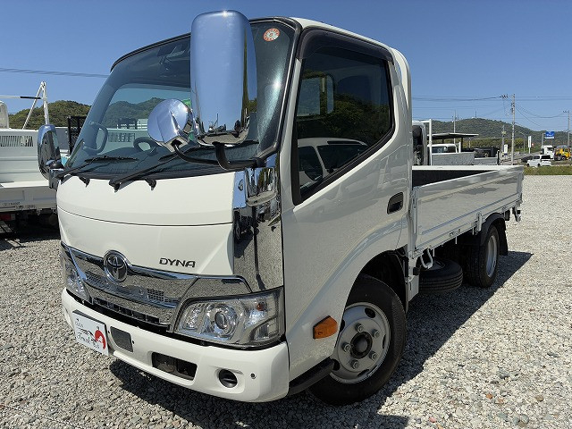 Toyota dyna Small Flat body 2PG-XZU605(105312) 1枚目