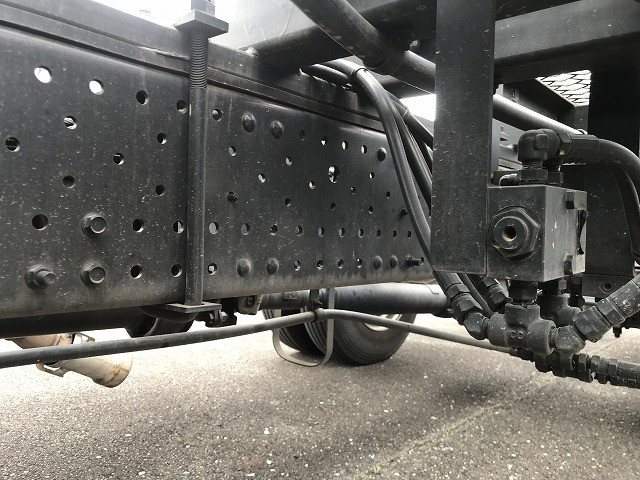 いすゞ エルフ 小型 キャリアカー 2RG-NPR88YN(111584) 23枚目