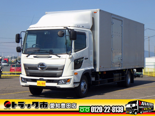 日野 レンジャー 中型 バン 2KG-FD2ABA(113557) 1枚目