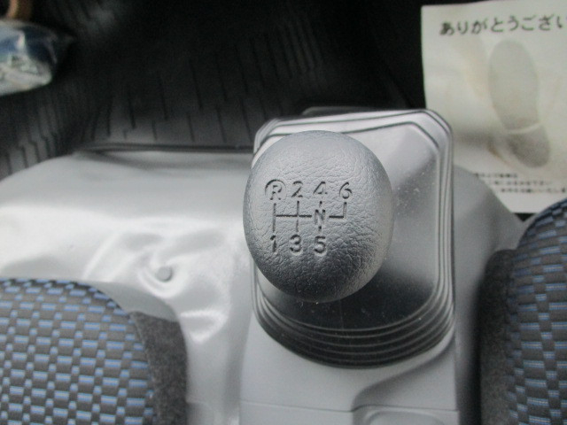 日野 デュトロ 小型 ウィング 2WG-XZU713N(113698) 21枚目