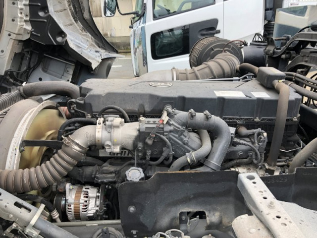 UDトラックス（日産） クオン 大型 トラクタ 2PG-GK5AAB(112525) 17枚目