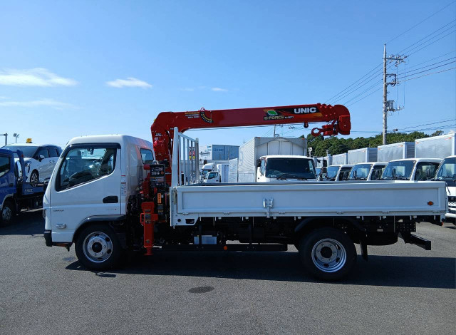 三菱ふそう キャンター 小型 平ボディ（クレーン付） 2RG-620331(111850) 16枚目