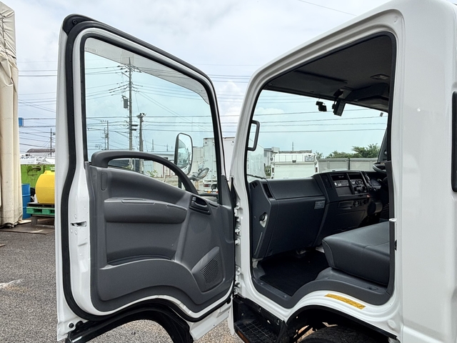 いすゞ エルフ 小型 塵芥車（プレス式） TKG-NPR85YN(107757) 83枚目
