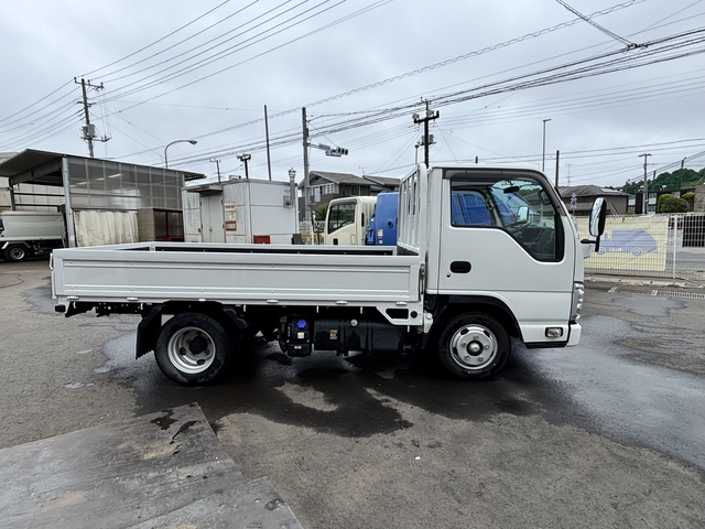 いすゞ エルフ 小型 平ボディ 2RG-NHR88A(107803) 4枚目