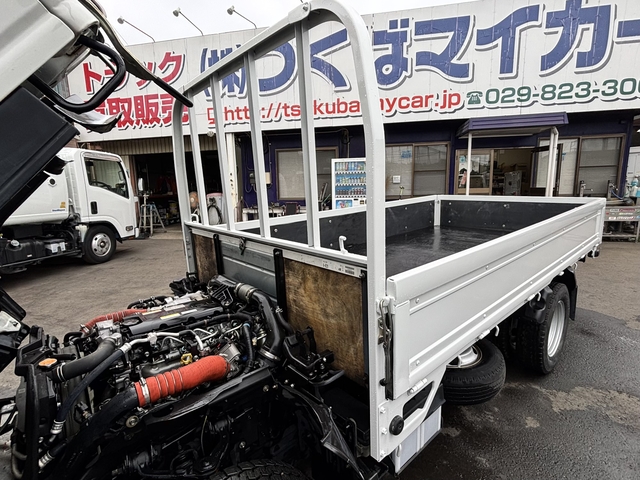 いすゞ エルフ 小型 平ボディ 2RG-NHR88A(107803) 34枚目