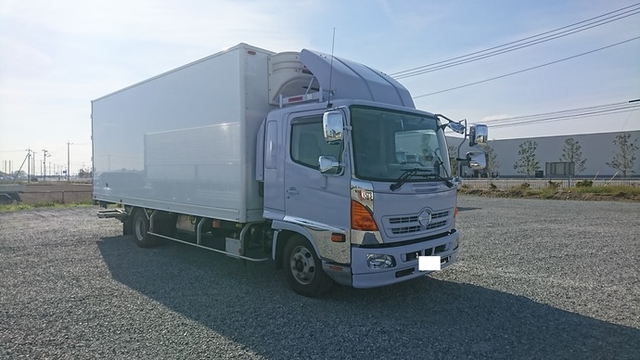 日野 レンジャー 中型 冷蔵冷凍バン TKG-FD7JLAG(2295) 8枚目