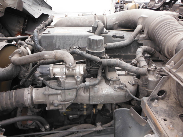 UDトラックス（日産） クオン 大型 トラクタ PKG-GK4XAB(3109) 21枚目