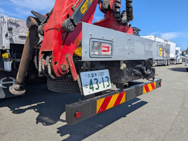 日野 プロフィア 大型 平ボディ（クレーン付） 2DG-FS1EJA(112448) 5枚目
