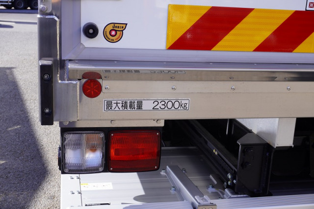 日野 レンジャー 中型 冷蔵冷凍バン 2KG-FD2ABG(110967) 35枚目