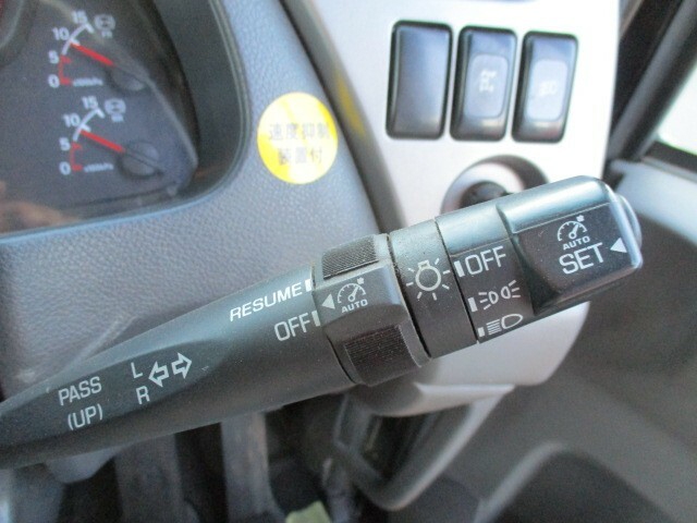 UDトラックス（日産） クオン 大型 セルフローダー PKG-CG4ZM(7281) 46枚目