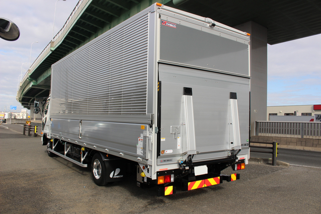 Mitsubishi Fuso fighter Middle Wing body 2KG-FK65F(104995) 4枚目