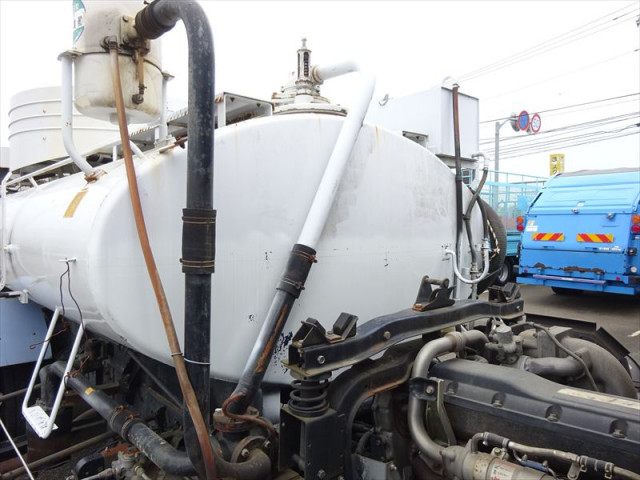 UDトラックス（日産） コンドル 増トン バキュームカー/糞尿車 KL-PK262FZ(109609) 36枚目