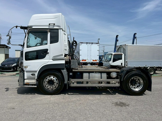 UDトラックス（日産） クオン 大型 トラクタ 2PG-GK5AAD(109385) 9枚目
