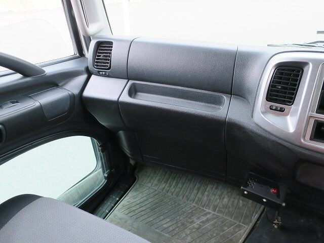 日野 レンジャー 増トン ミキサー車 LKG-FJ7JDAA(29130) 15枚目
