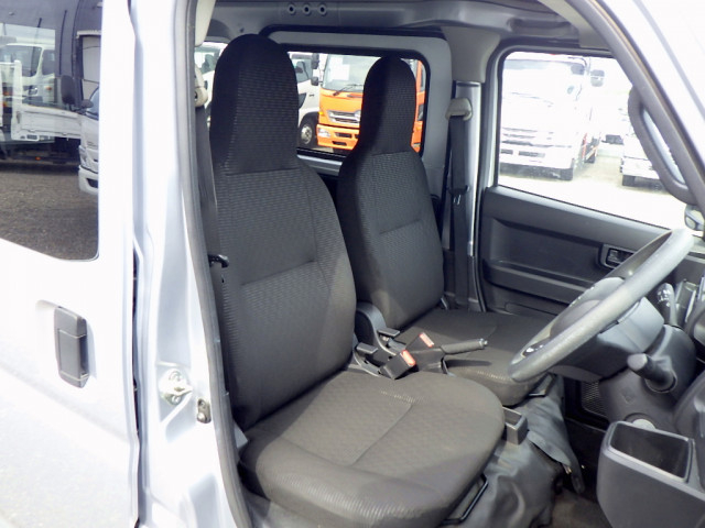 ダイハツ ハイゼット 軽 軽バン・乗用車 3BD-S700V(110075) 18枚目
