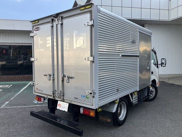 トヨタ ダイナ 小型 バン 2RG-XZU605(110251) 8枚目