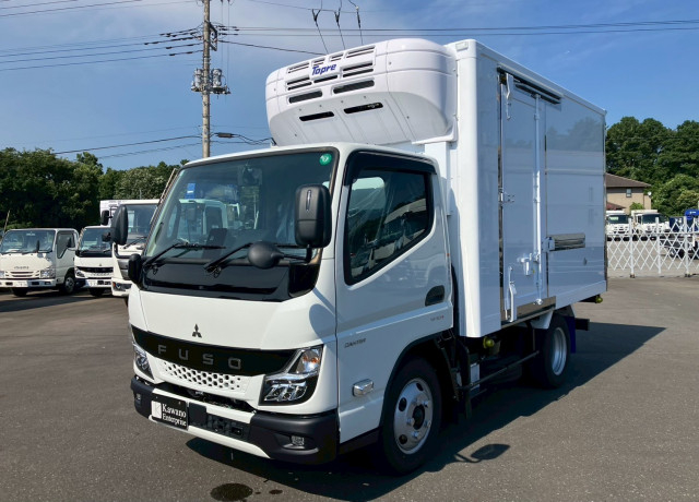 三菱ふそう キャンター 小型 冷蔵冷凍バン 2RG-FBAV0(103283) 1枚目