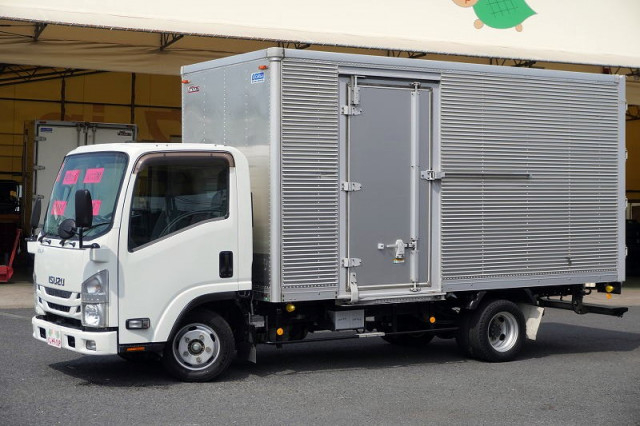 いすゞ エルフ 小型 バン TRG-NLR85AN(109691) 1枚目