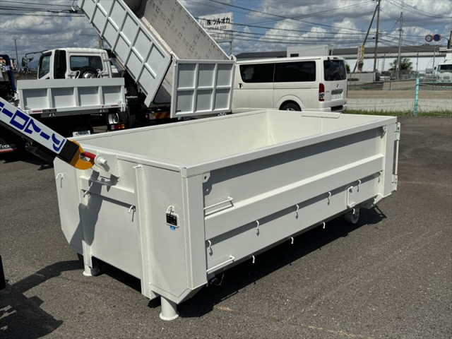 三菱ふそう キャンター 小型 コンテナ専用車 2RG-FBAV0(108896) 10枚目