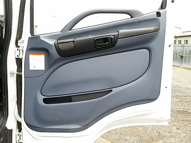 日野 レンジャー 中型 コンテナ専用車 BDG-GC7JEWA(8224) 11枚目
