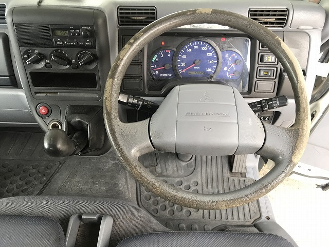三菱ふそう キャンター 小型 バン PDG-FE74BV(110144) 28枚目