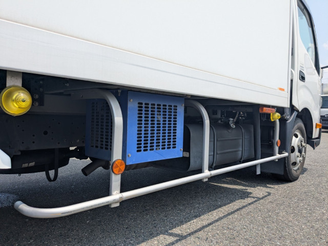 日野 デュトロ 小型 冷蔵冷凍バン TPG-XZU712M(110464) 36枚目