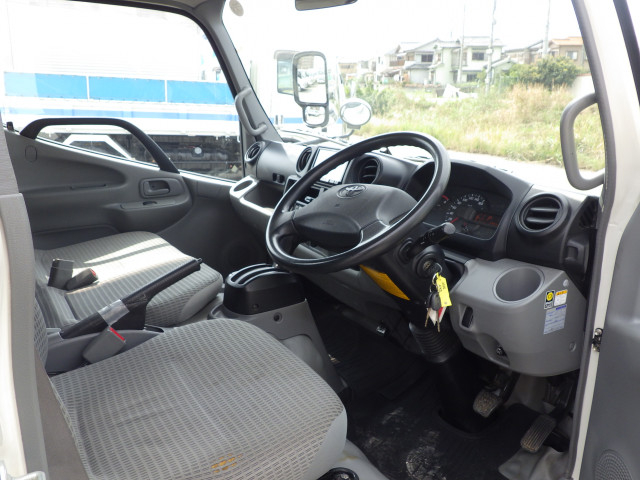 トヨタ ダイナ 小型 平ボディ TPG-XZU605(112062) 6枚目