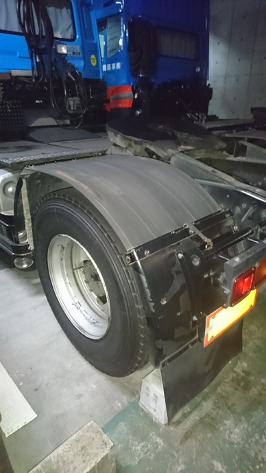 UDトラックス（日産） ビッグサム 大型 トラクタ KL-CK482BAT(1077) 14枚目