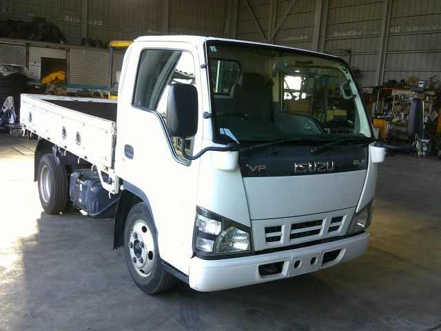 いすゞ エルフ 小型 平ボディ PB-NKR81A(110774) 2枚目