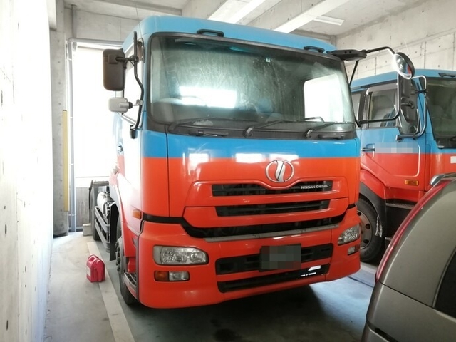 UDトラックス（日産） クオン 大型 トラクタ AKG-GK4XAB(5652) 2枚目