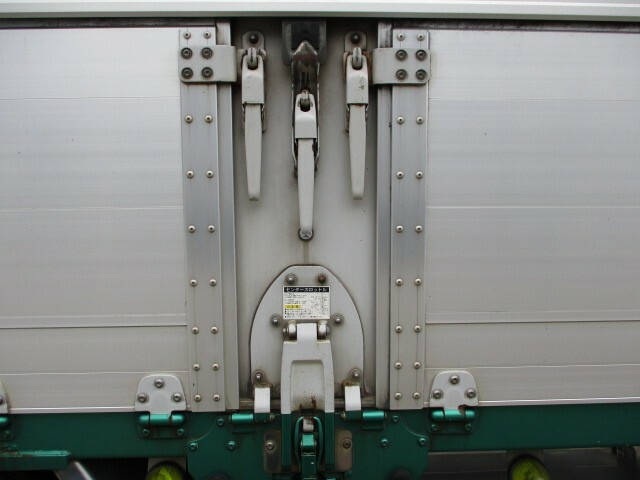 UDトラックス（日産） クオン 大型 ウィング PKG-CG4ZA(9264) 34枚目