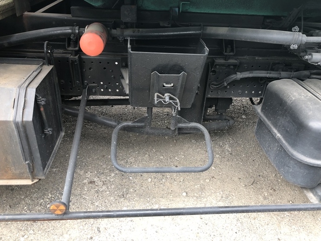 いすゞ フォワード 中型 塵芥車（プレス式） PKG-FRR90S2(1888) 7枚目