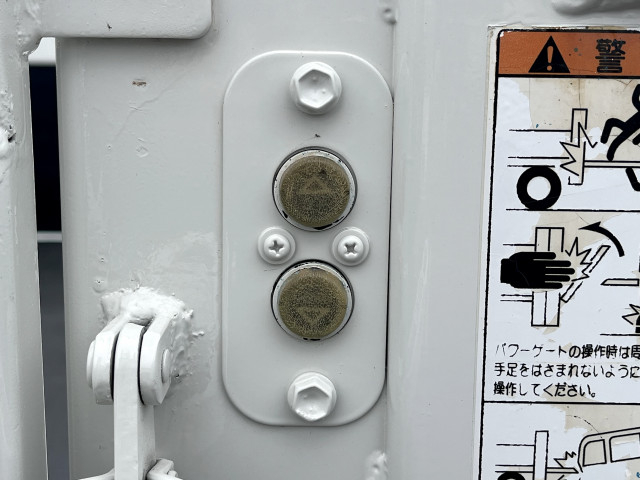 いすゞ エルフ 小型 Wキャブ TRG-NJS85A(102208) 13枚目