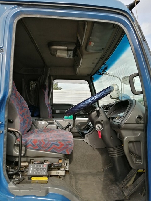 いすゞ ギガ 大型 トラクタ PJ-EXD52D6(4222) 41枚目