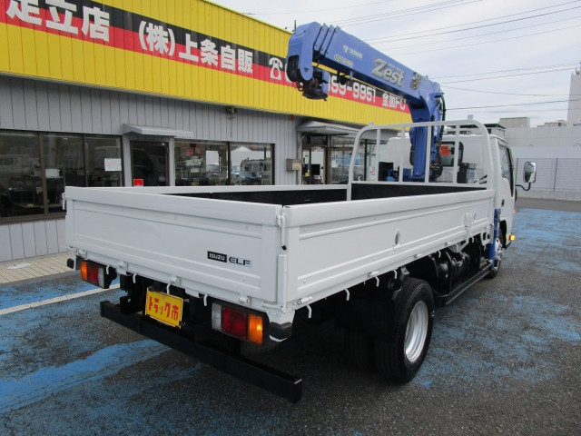 いすゞ エルフ 小型 平ボディ（クレーン付） TKG-NKR85AR(112982) 3枚目