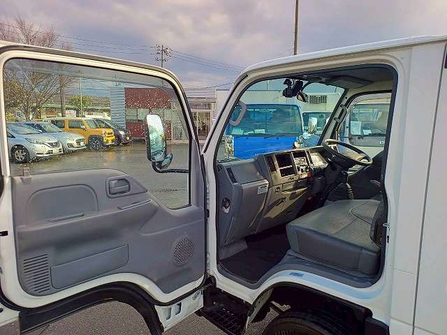 Isuzu elf Small Double cab TPG-NHS85A(97143) 47枚目