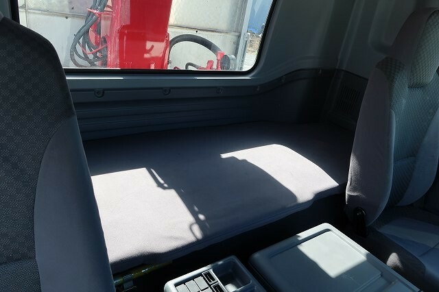 いすゞ ギガ 増トン 平ボディ（クレーン付） PDG-FTR34S2(40308) 22枚目