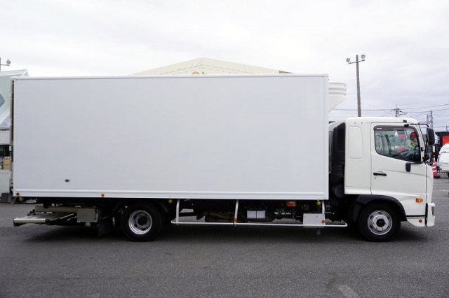 日野 レンジャー 中型 冷蔵冷凍バン 2KG-FD2ABA(107421) 5枚目