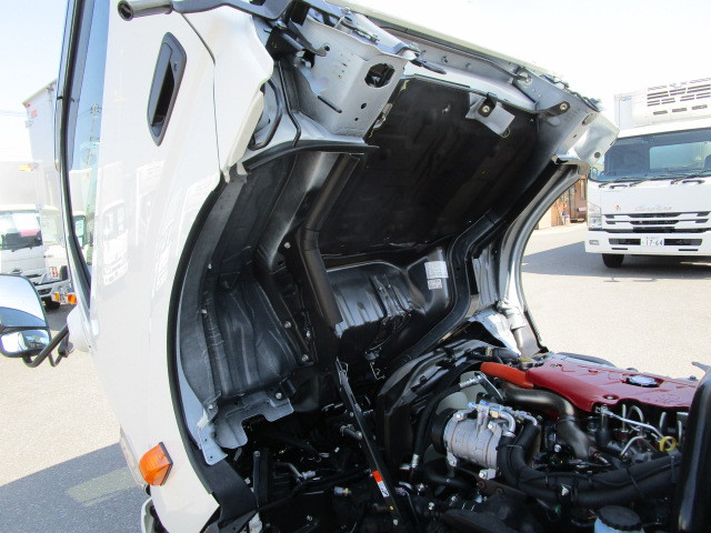 日野 デュトロ 小型 冷蔵冷凍バン 2WG-XZU606N(111485) 34枚目