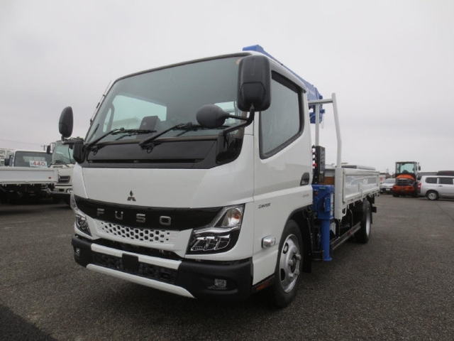 三菱ふそう キャンター 小型 平ボディ（クレーン付） 2RG-FEAV0(103597) 3枚目